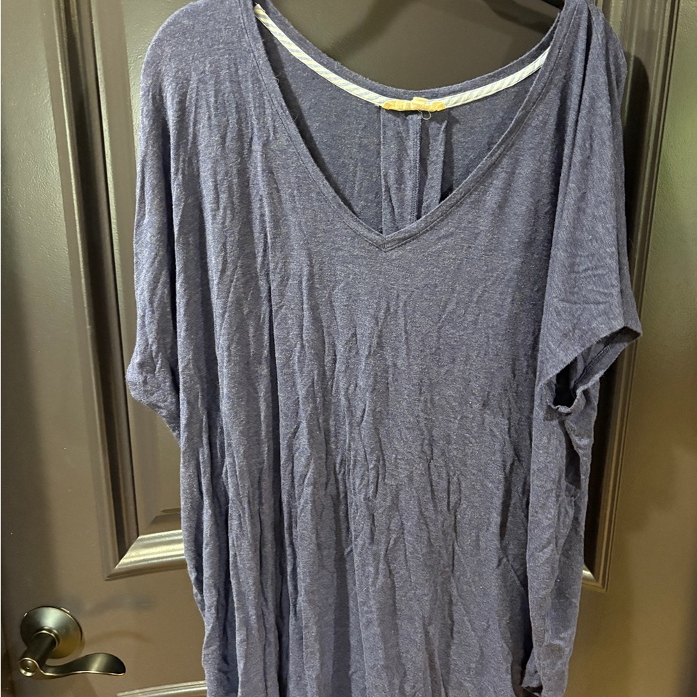 Pur Relaxed Fit V-Neck Blue Top